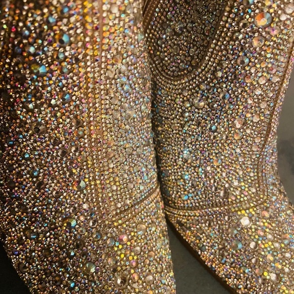 BETSEY JOHNSON KYLA BOOTIE RHINESTONE - Picture 8 of 8